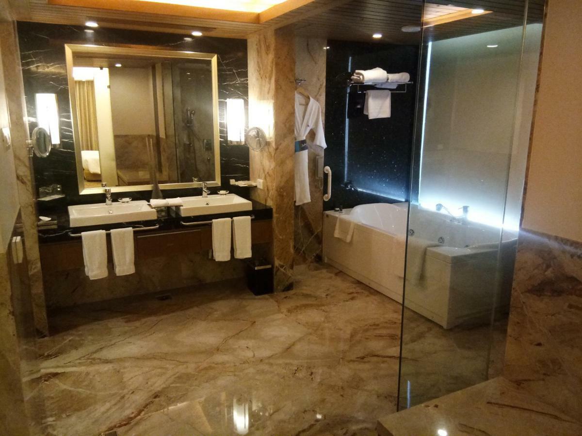 那格浦尔丽笙酒店 外观 照片